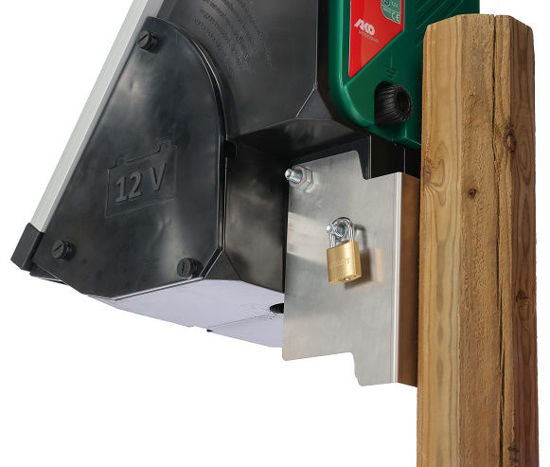 Ako stolpeholder for montering på trestolpe for solcelleflis