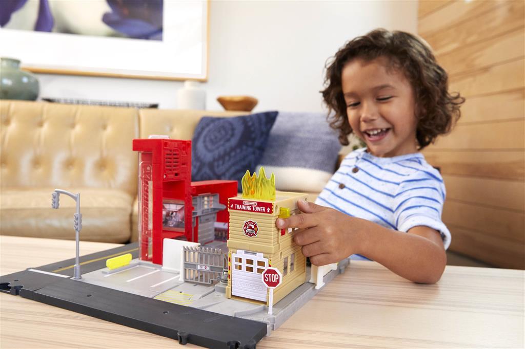 Mattel кибритена кутийка екшън драйвери набор асорти