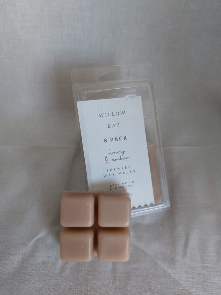 Miscellaneous willow bay scented wax melts - honey amber - 8x10 grams - wax melts