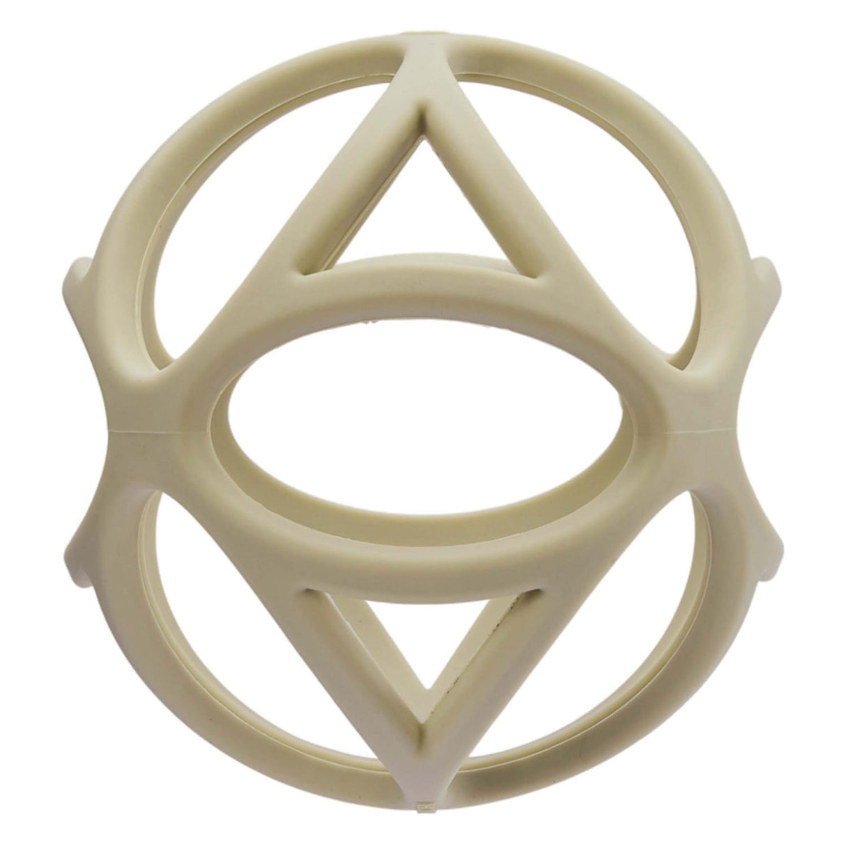 Малкият холандец хваща топката пясък