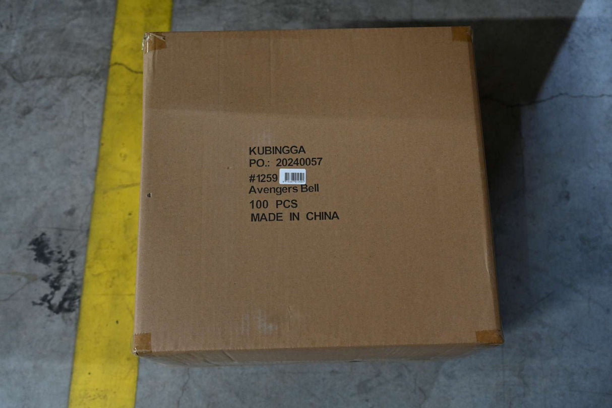 Rächer llama a los vengadores en la tarjeta