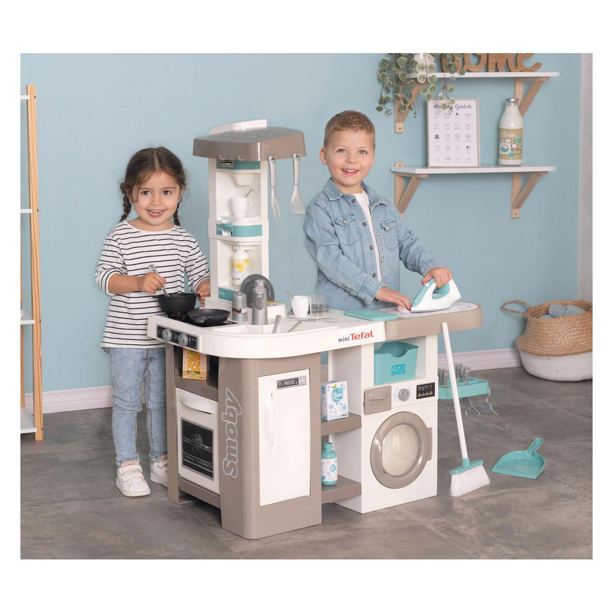 Smoby Tefal Kitchen with Household Station 36dlg.