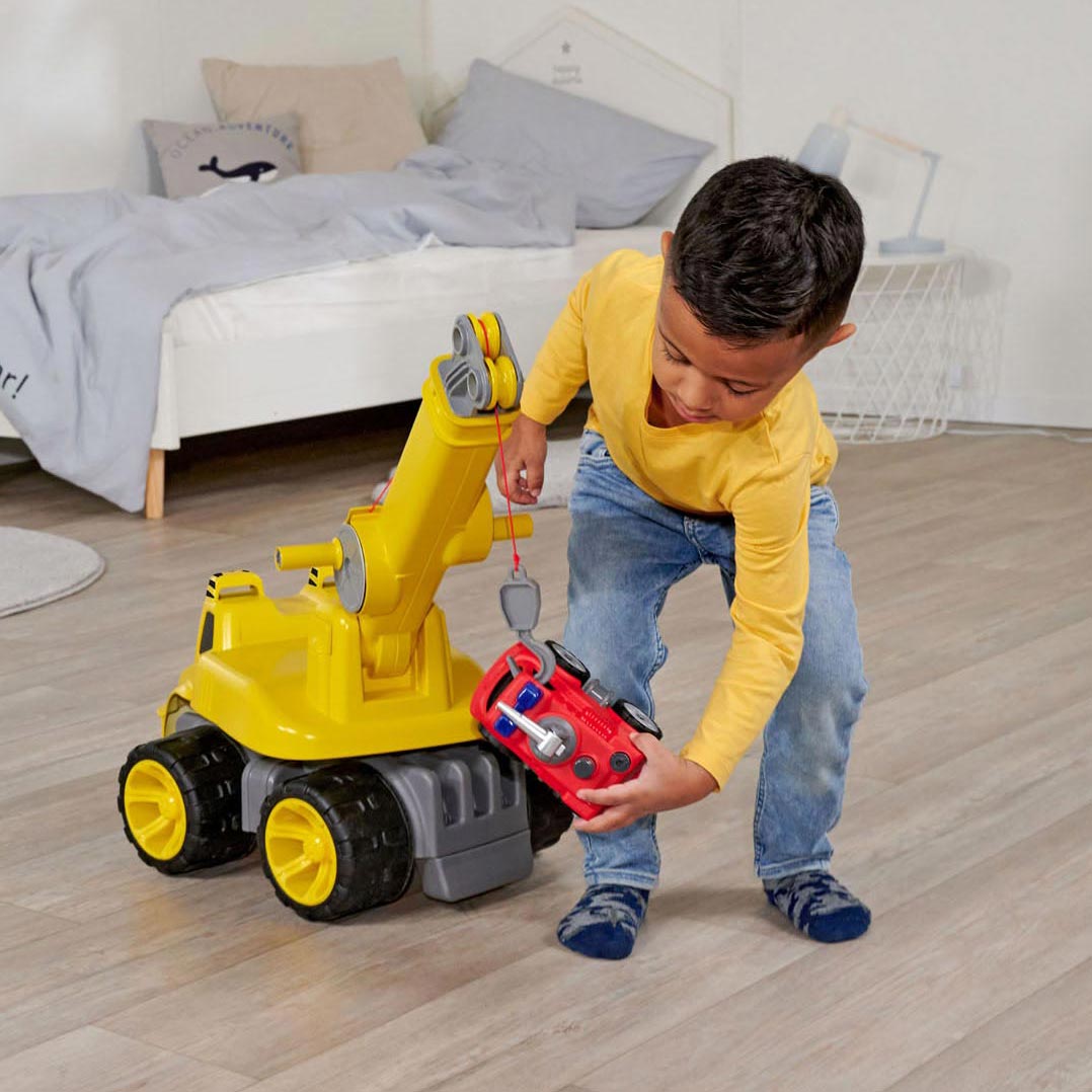 Big power worker maxi walker with crane