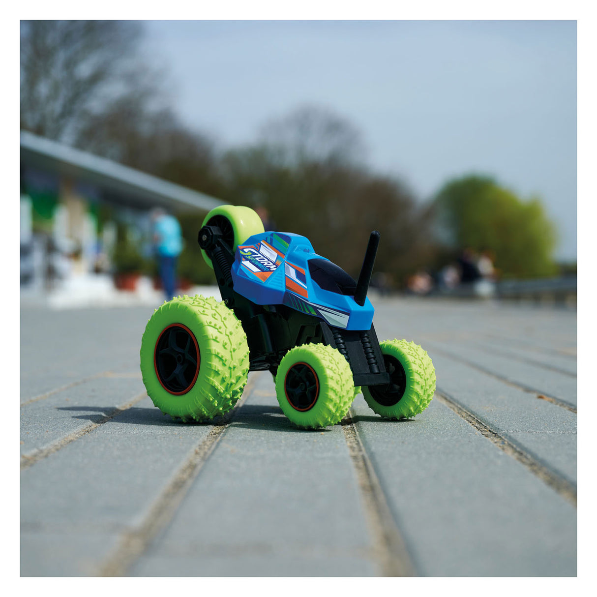 Dickie RC Storm Spinner sterowany samochód