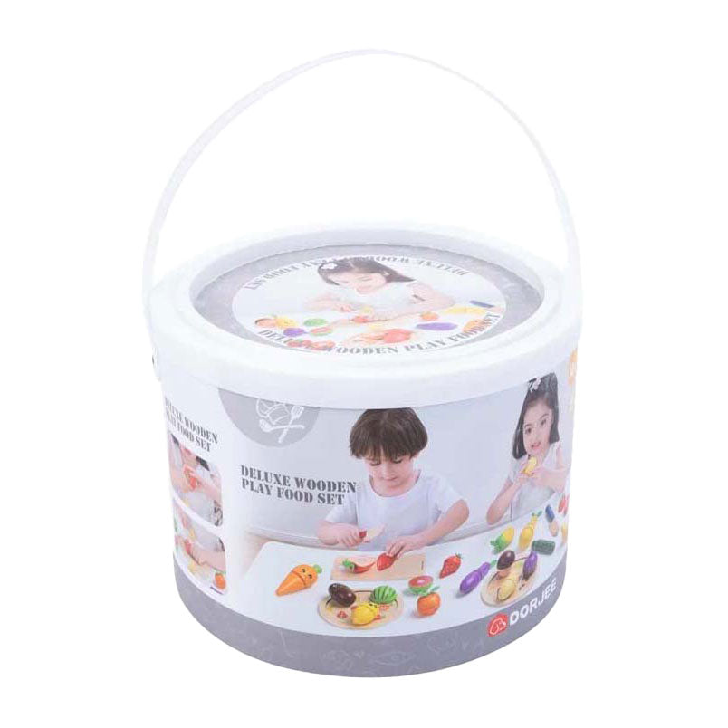 Wooden cutting set for vegetables and fruit