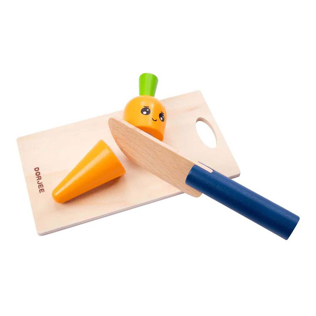 Wooden cutting set for vegetables and fruit