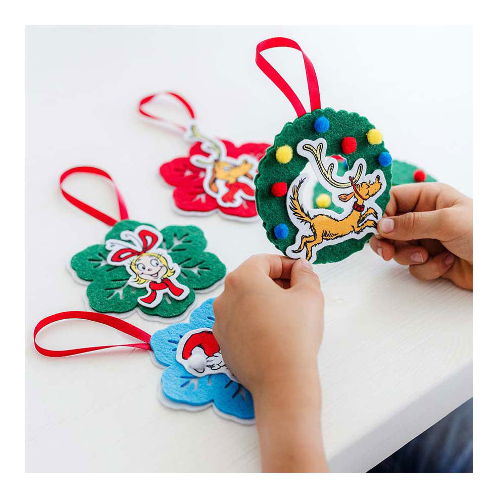 Gli ornamenti Totum sembravano Grinch