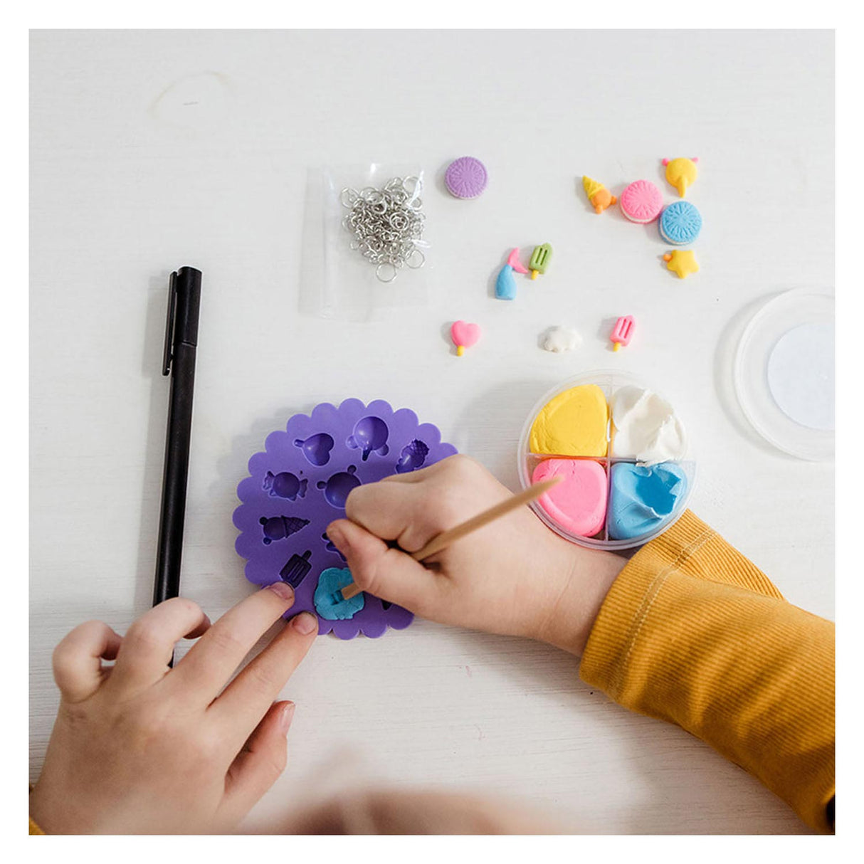 Braccialetti felici totum che producono braccialetti