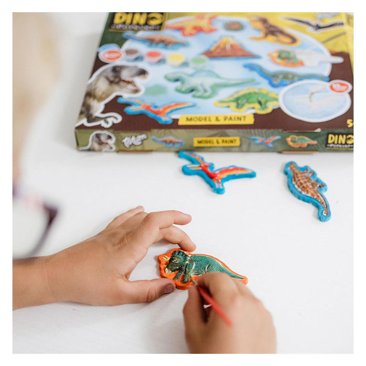 Totum Dino Forever - Playing and festészet gipsz
