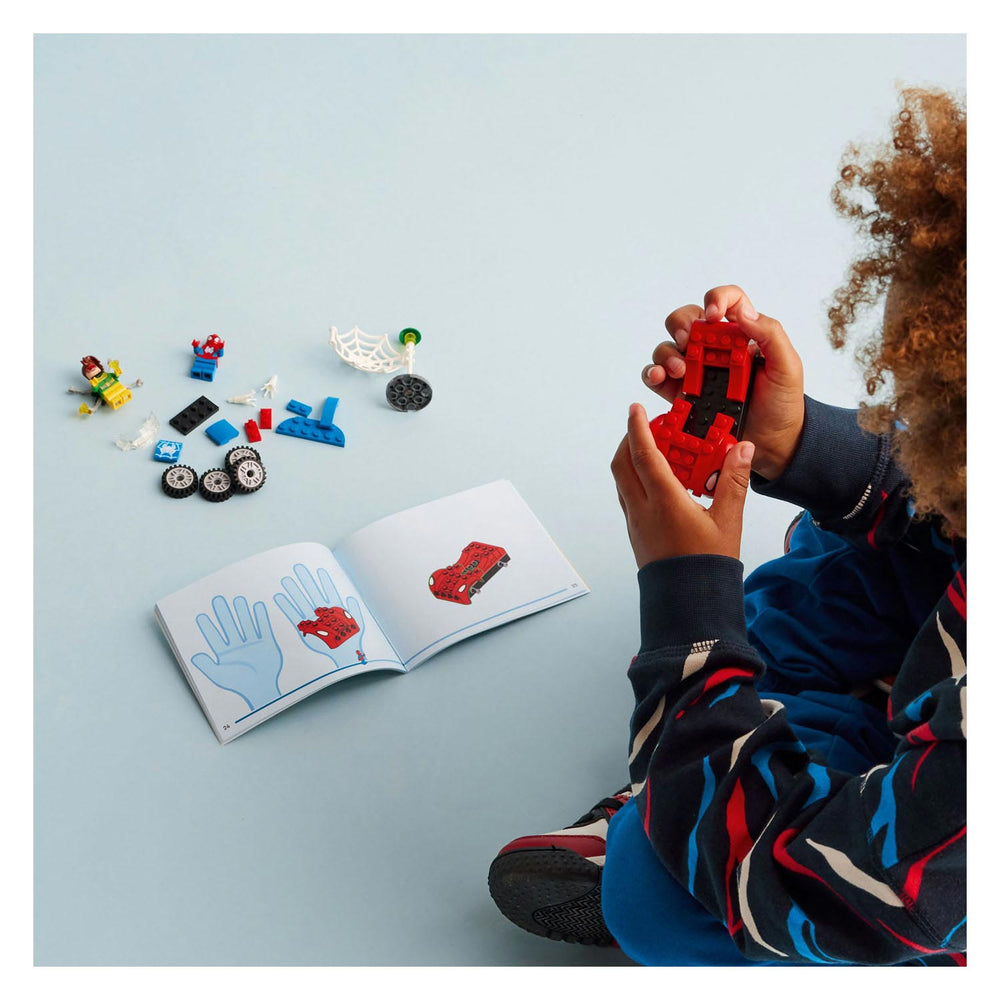 Lego marvel 10789 spideys car and doc ock