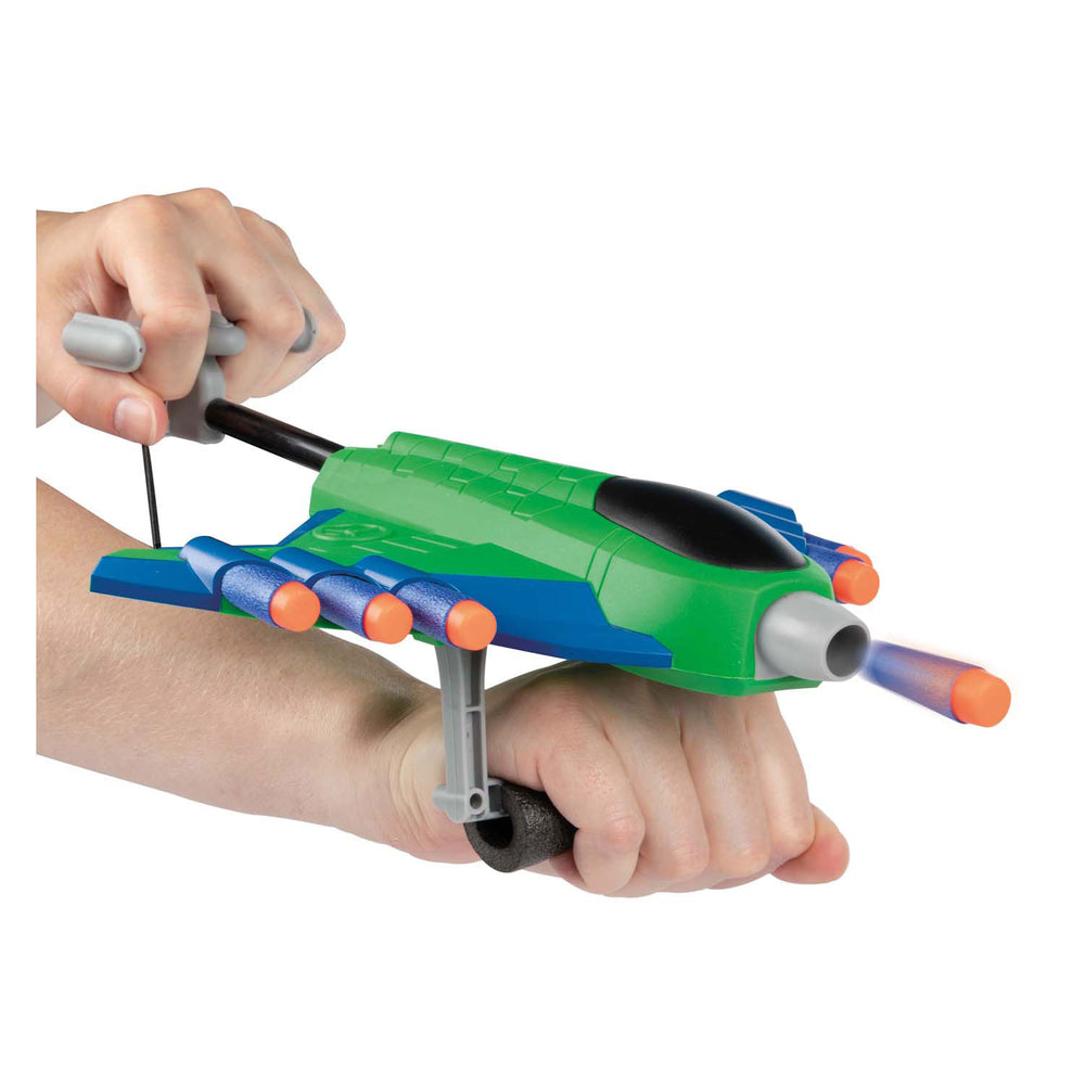 Toi-toys play out airplane shooter with 16 foam arrows