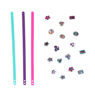 Gabby's Dollhouse - DIY Bracelet Making