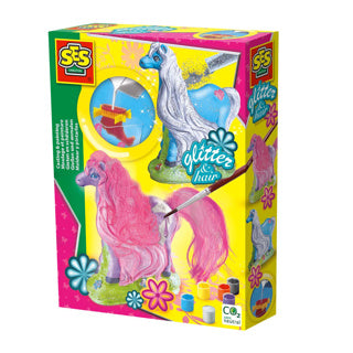 Ses gips geten - cheval avec crinières