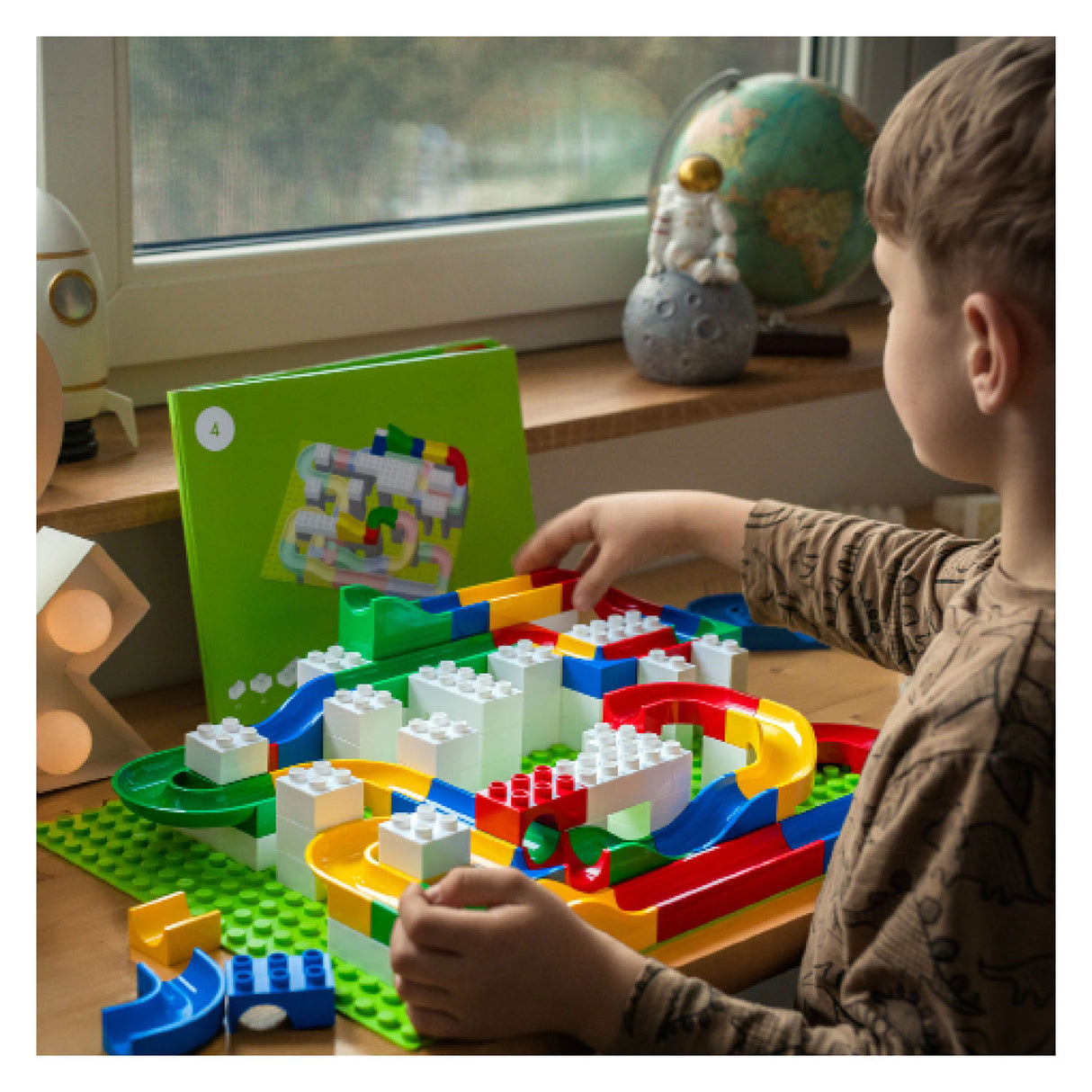 Caja de construcción Hubelino Marble Track Kiga School Set, 352 piezas