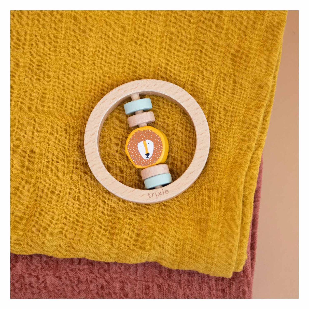 Trixie Wooden Rattle Round Mr. Lion