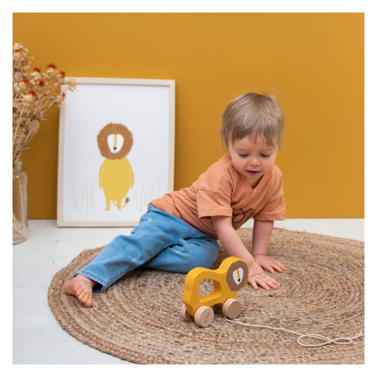 Trixie drevená trek postava pán Lion