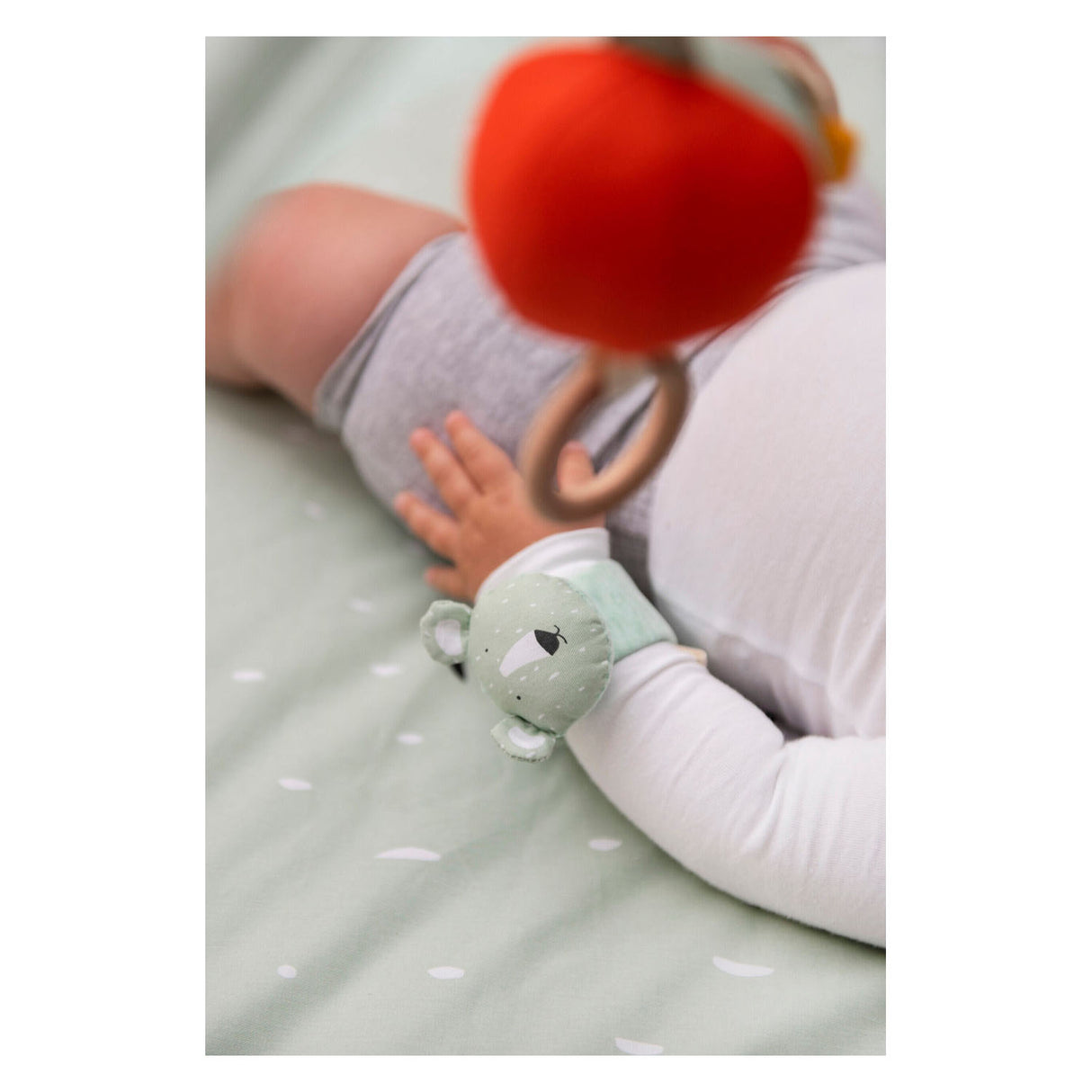 Trixie bracelet rattle - mr. polar bear