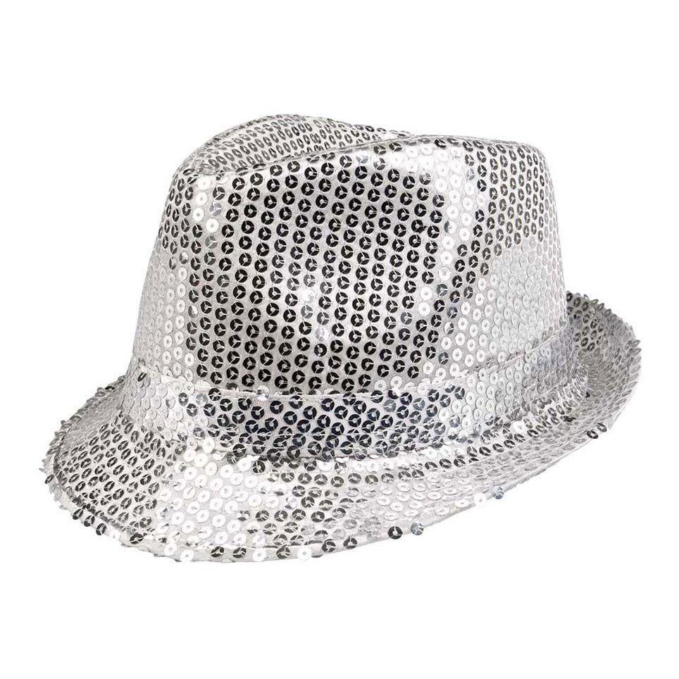 Boland-hattu poptähti paljeteilla hopeaa