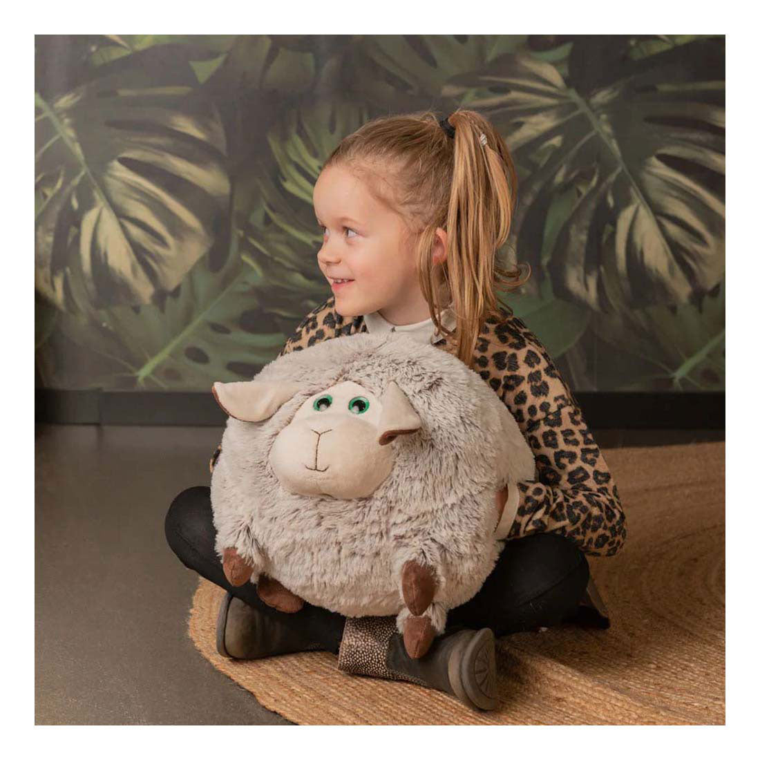 Noxxiez handwarmer cuddly cushion sheep
