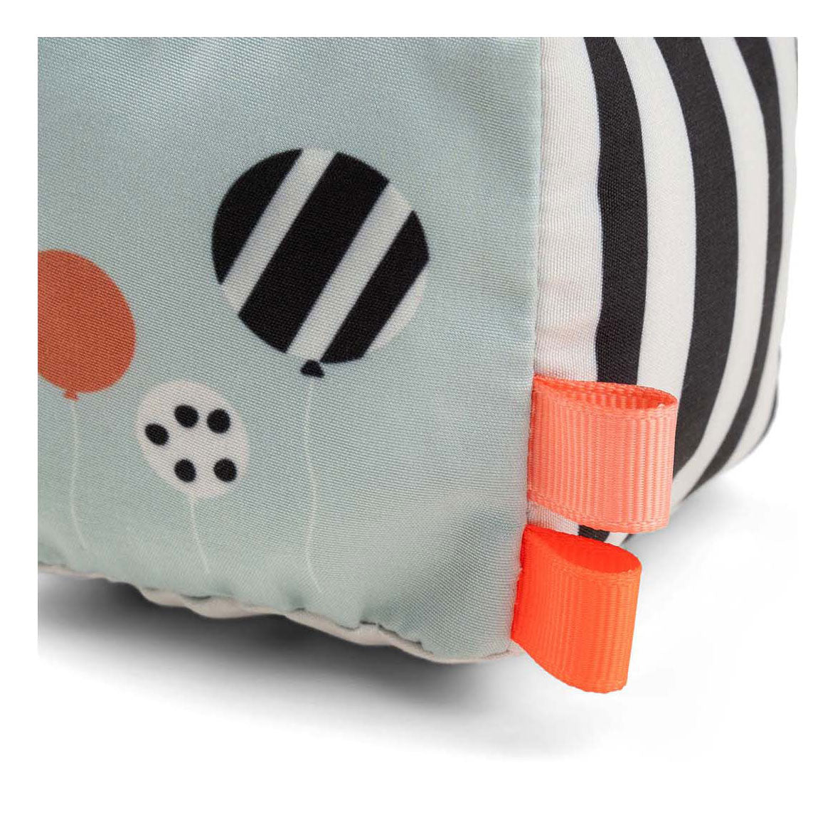 Hecho por ciervos Contrast Cube Happy Clouds