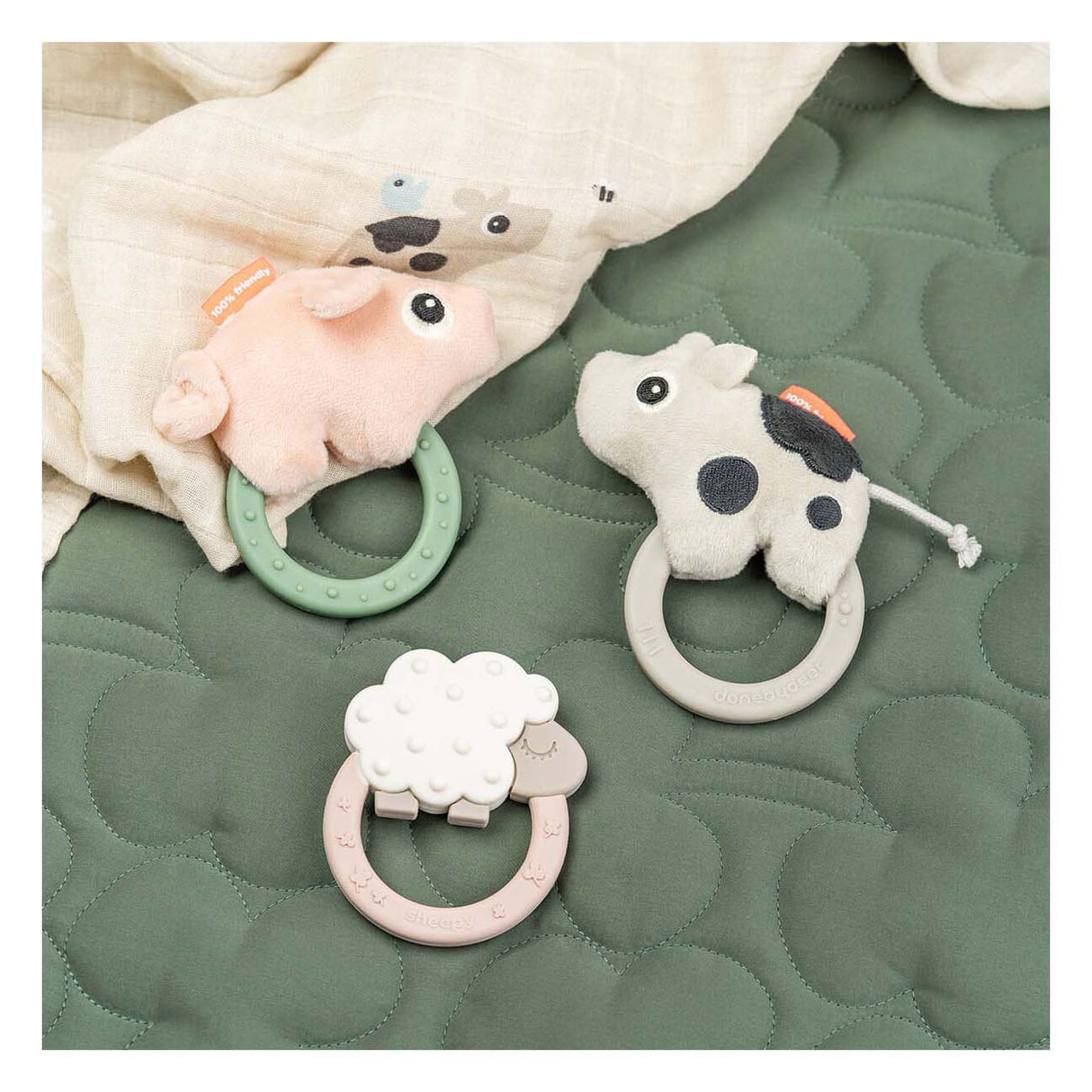 Hecho por el sonajero sensorial de los ciervos.