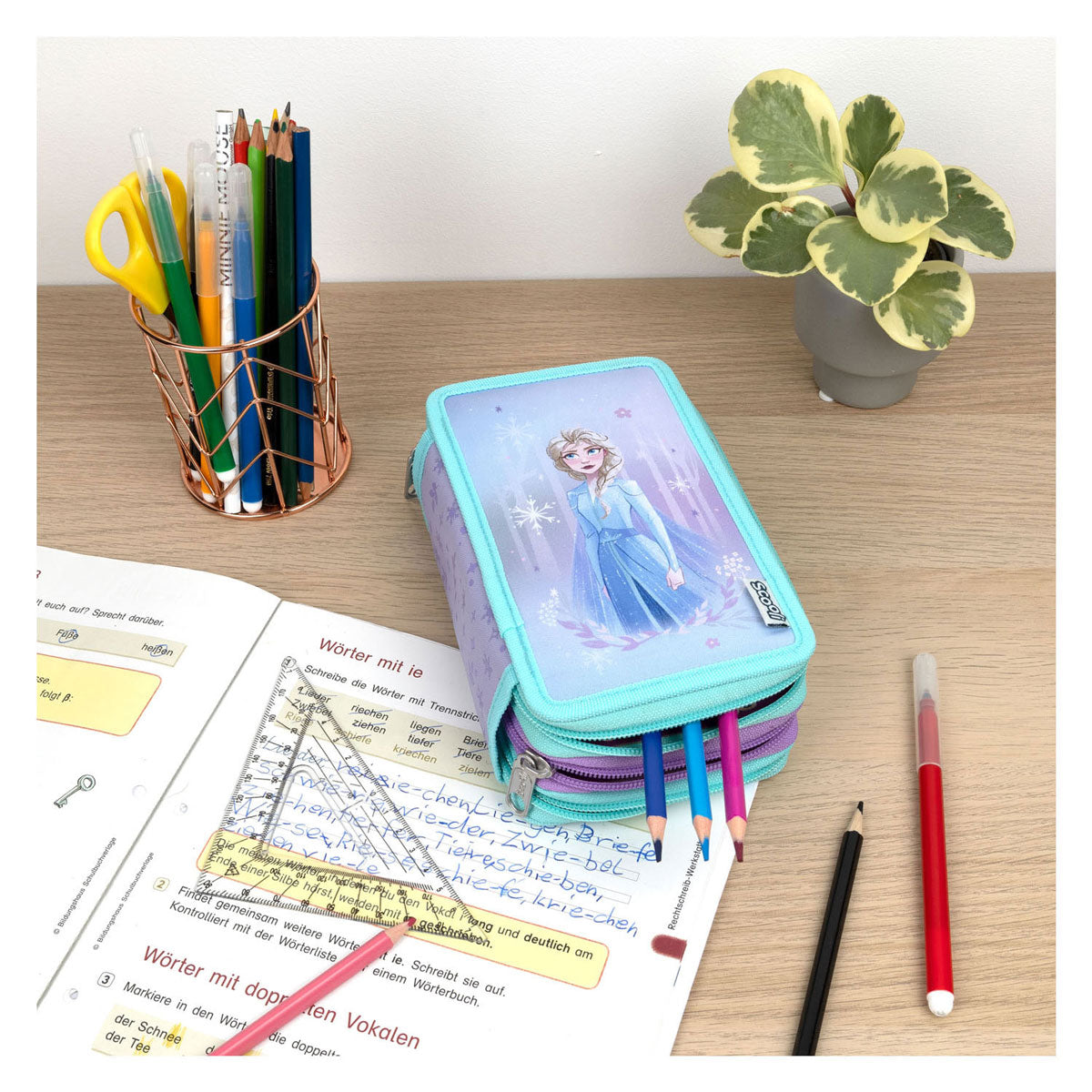 Undercover 3-compartment filled pencil case disney frozen