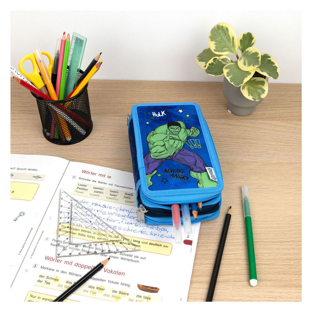 Slaptas 3 skyrių užpildytas pieštukų dėklas Avengers