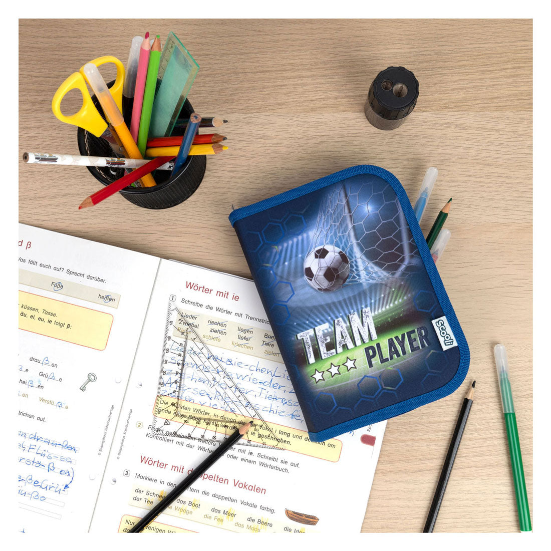 Football de poche en peluche infiltré