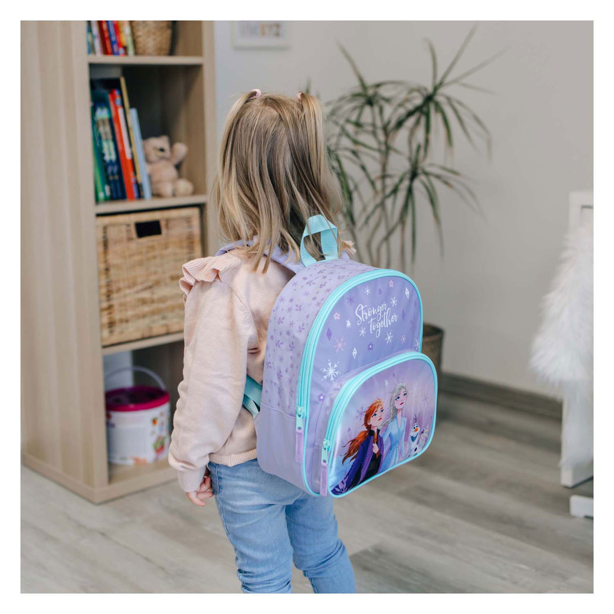 Mochila encubierta con bolsillo delantero congelado