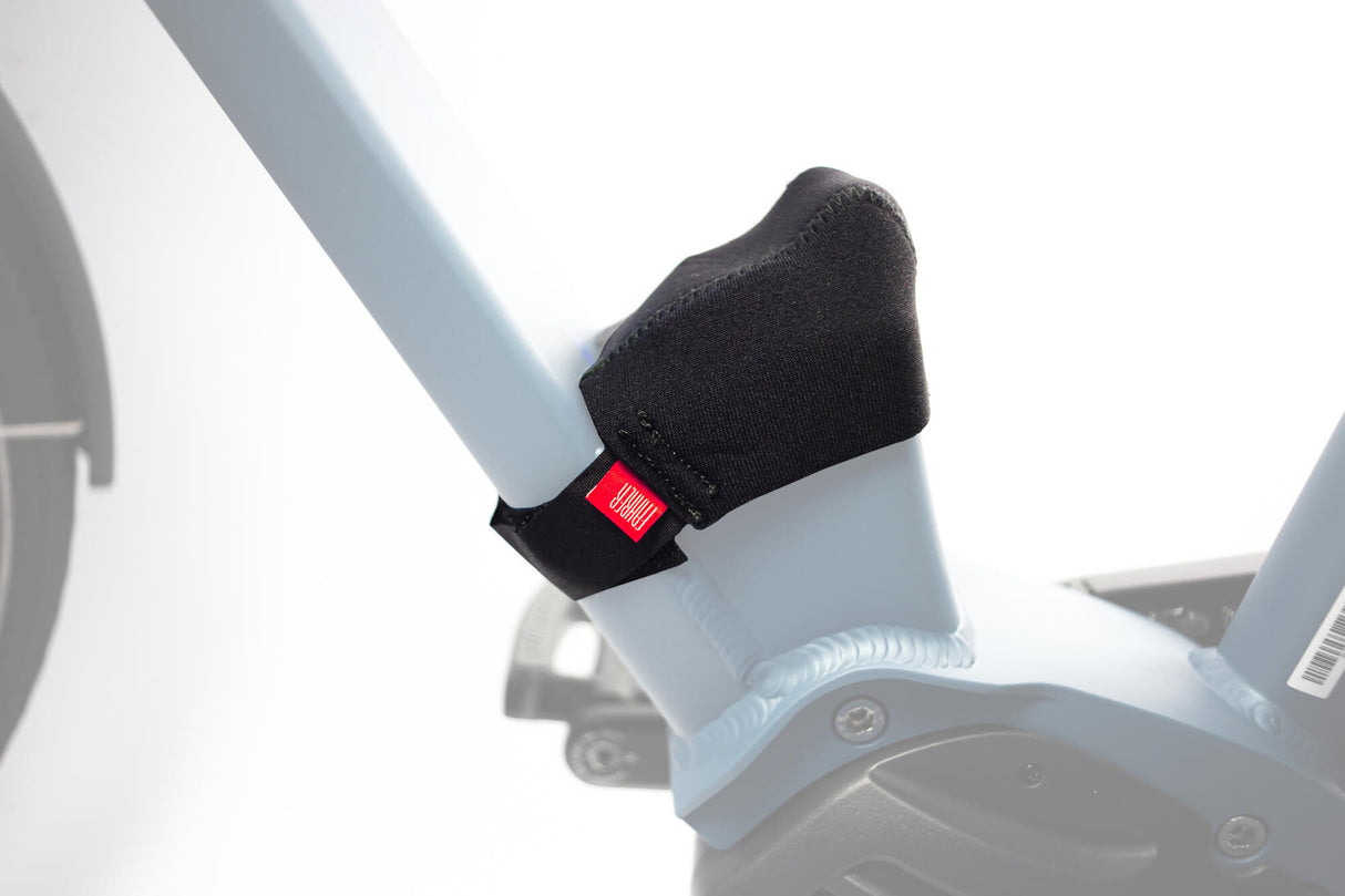 Fahrer cover fah battery cover frame black m