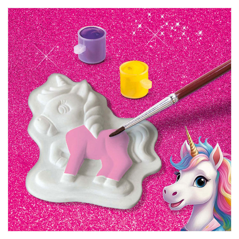 Casting and painting - unicorn