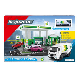 Gas station bp 38x25x10 cm including tanker truck