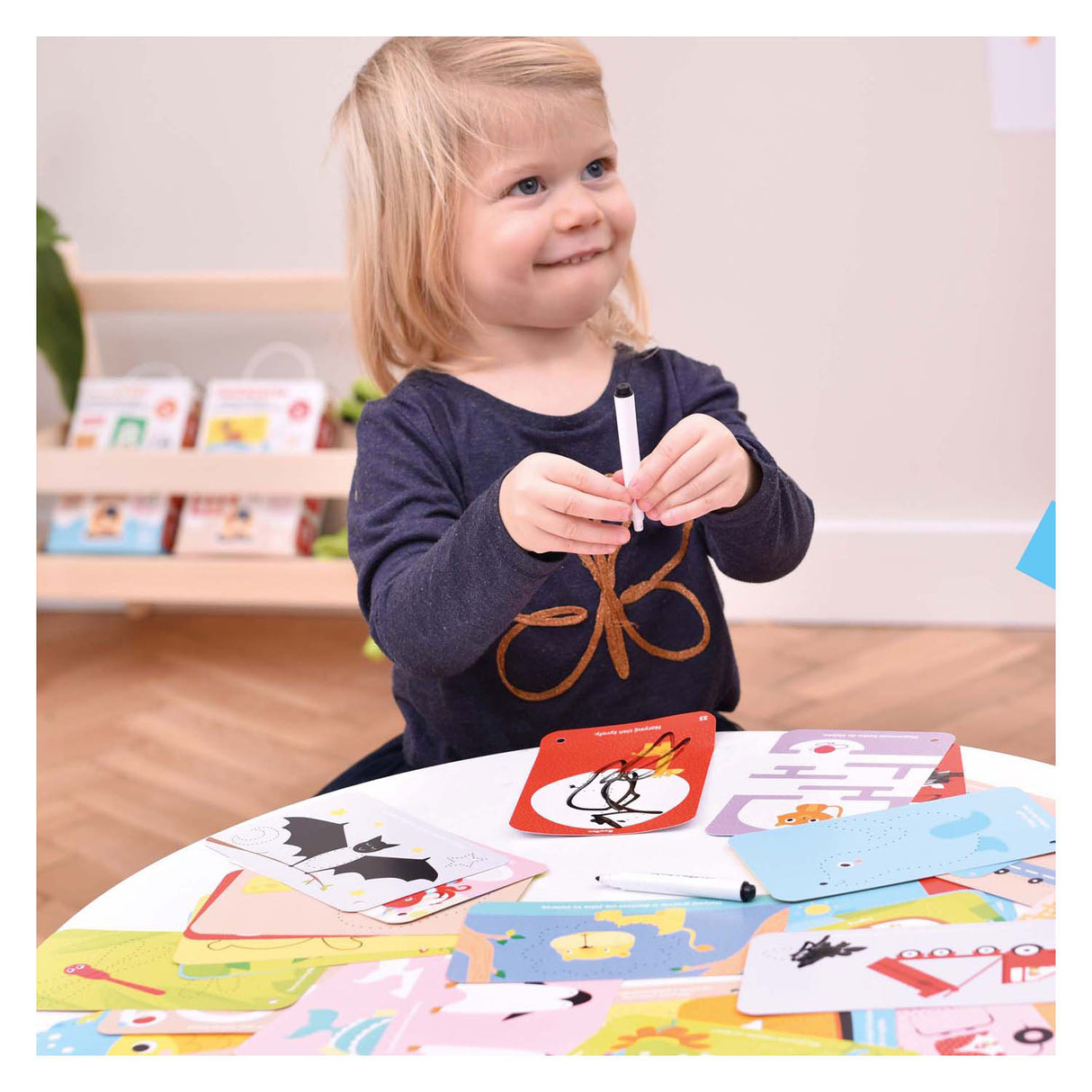 Banana panda - let's write and erase animals