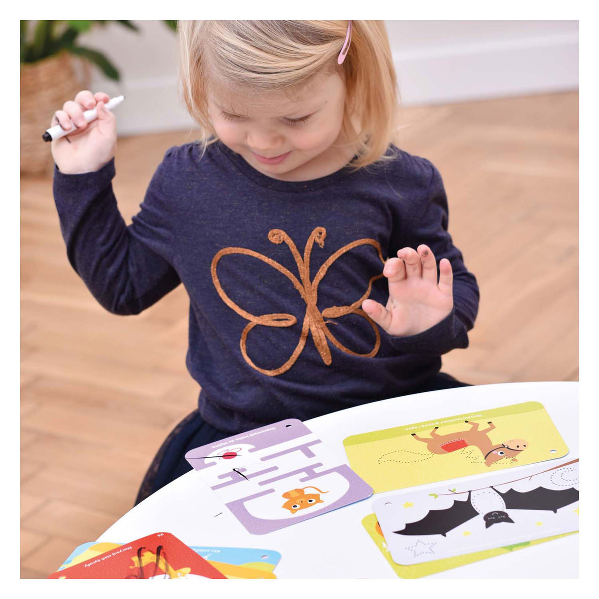 Banana panda - let's write and erase animals