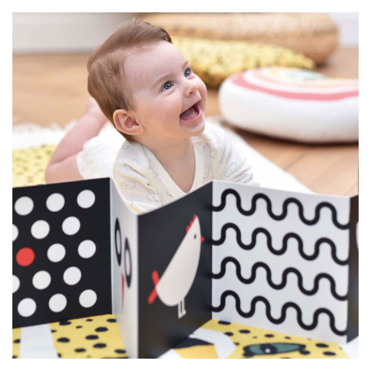 Banana panda - high contrast baby set