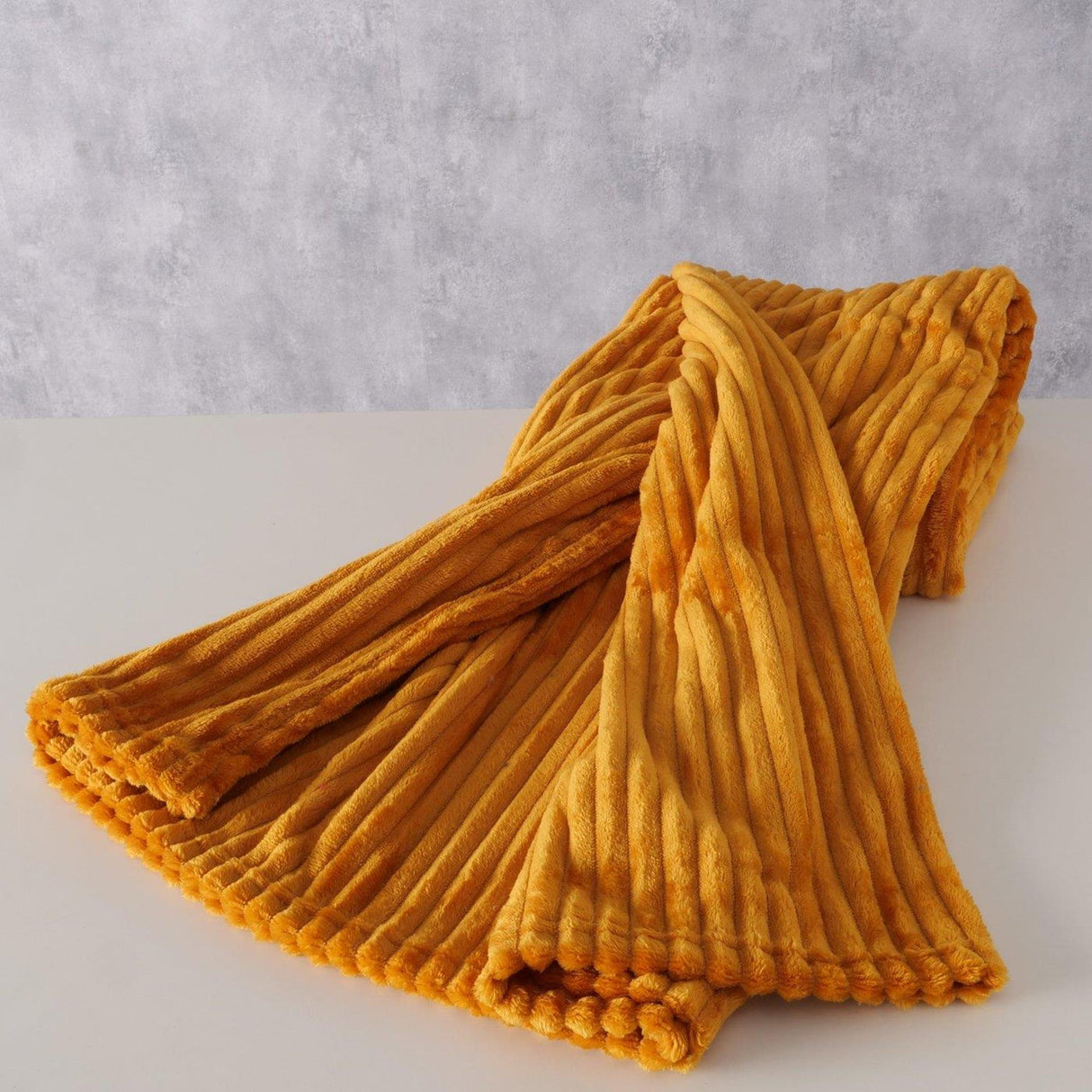 Boltze home woondeken oranje 180x130cm