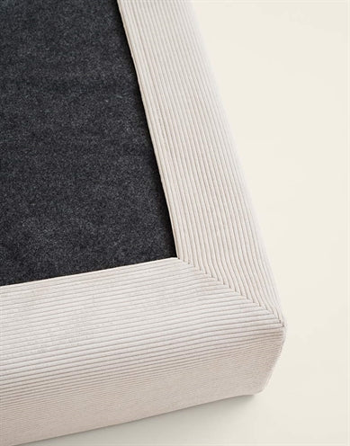 Areia de cesta de cães