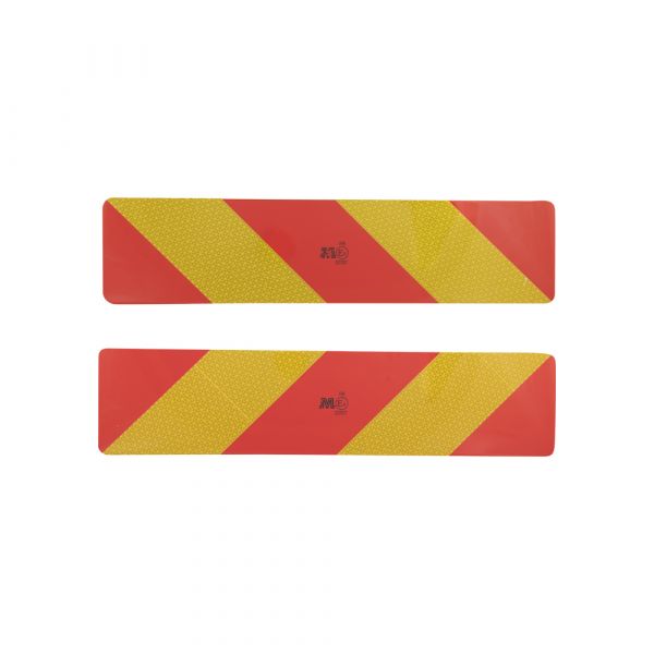 Set of signs for towing vehicle L+R