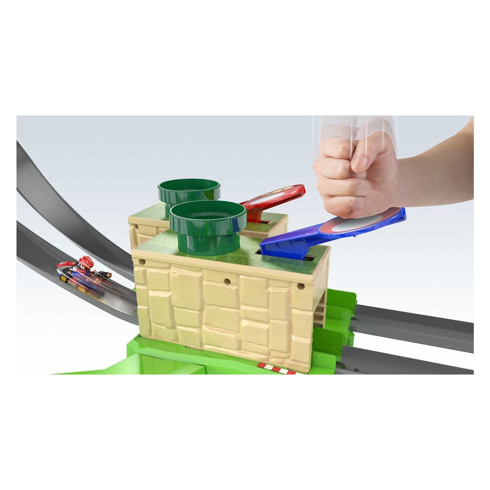 Hot Wheels Mario Kart Circuit Race Track Playset