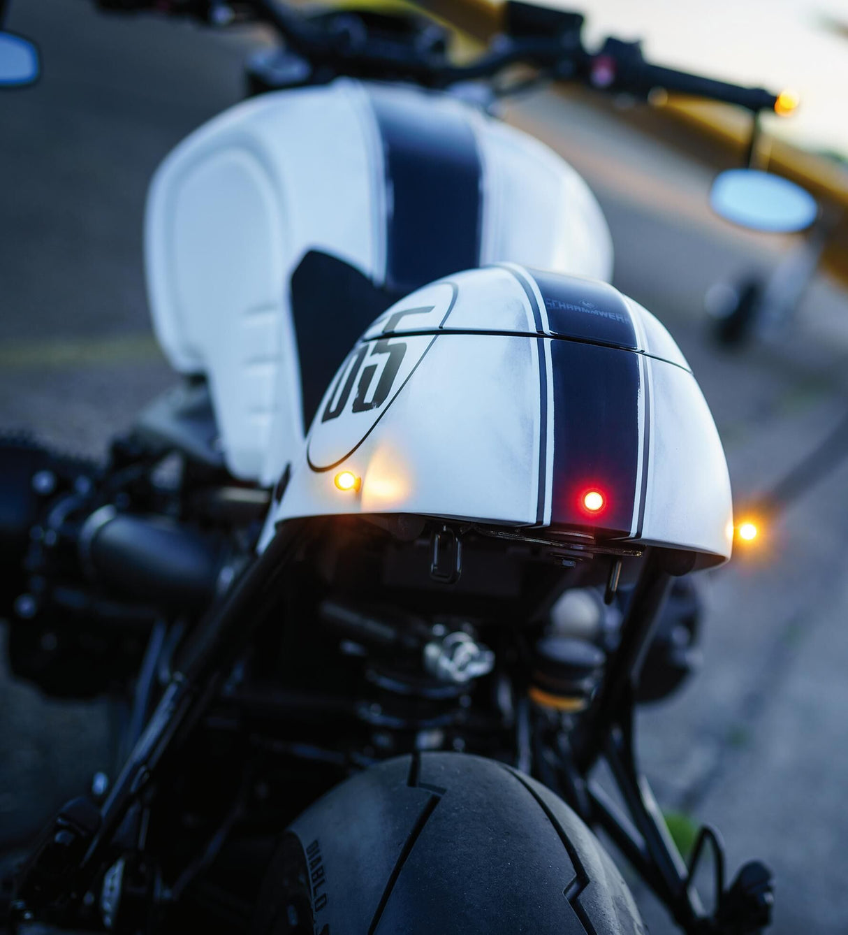 Kellermann rear brake light atto® RB, for 12 V vehicle electricity, ECE-approved for the rear. light kl atto rb chrome clear glass