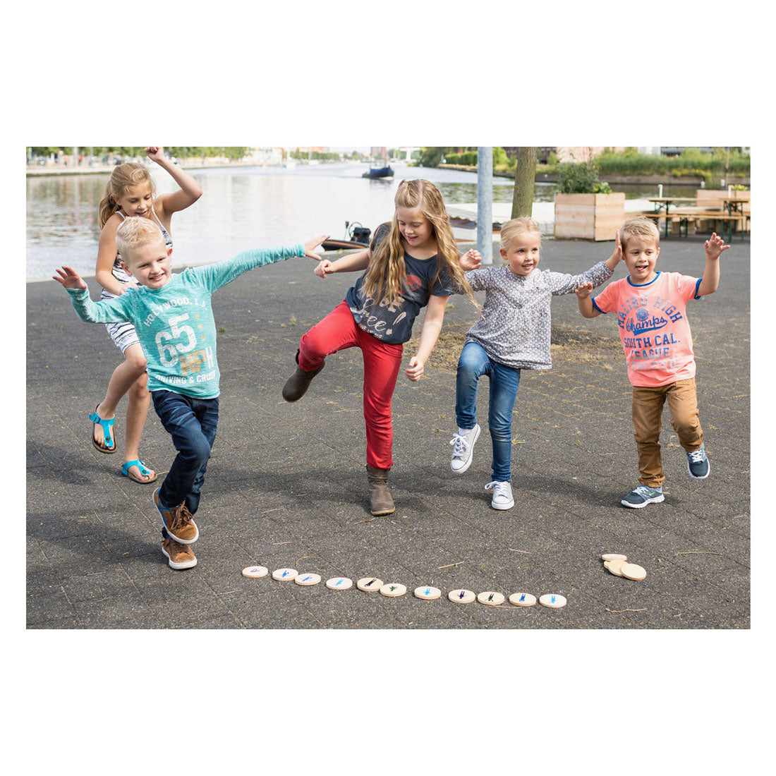 Bs toys moves movement game, 18 pcs.
