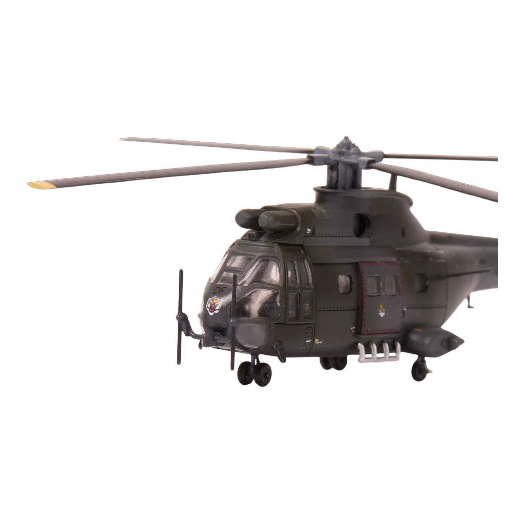 Revell modelbouwpakket westland puma hc.1 1:144 - 70dlg.