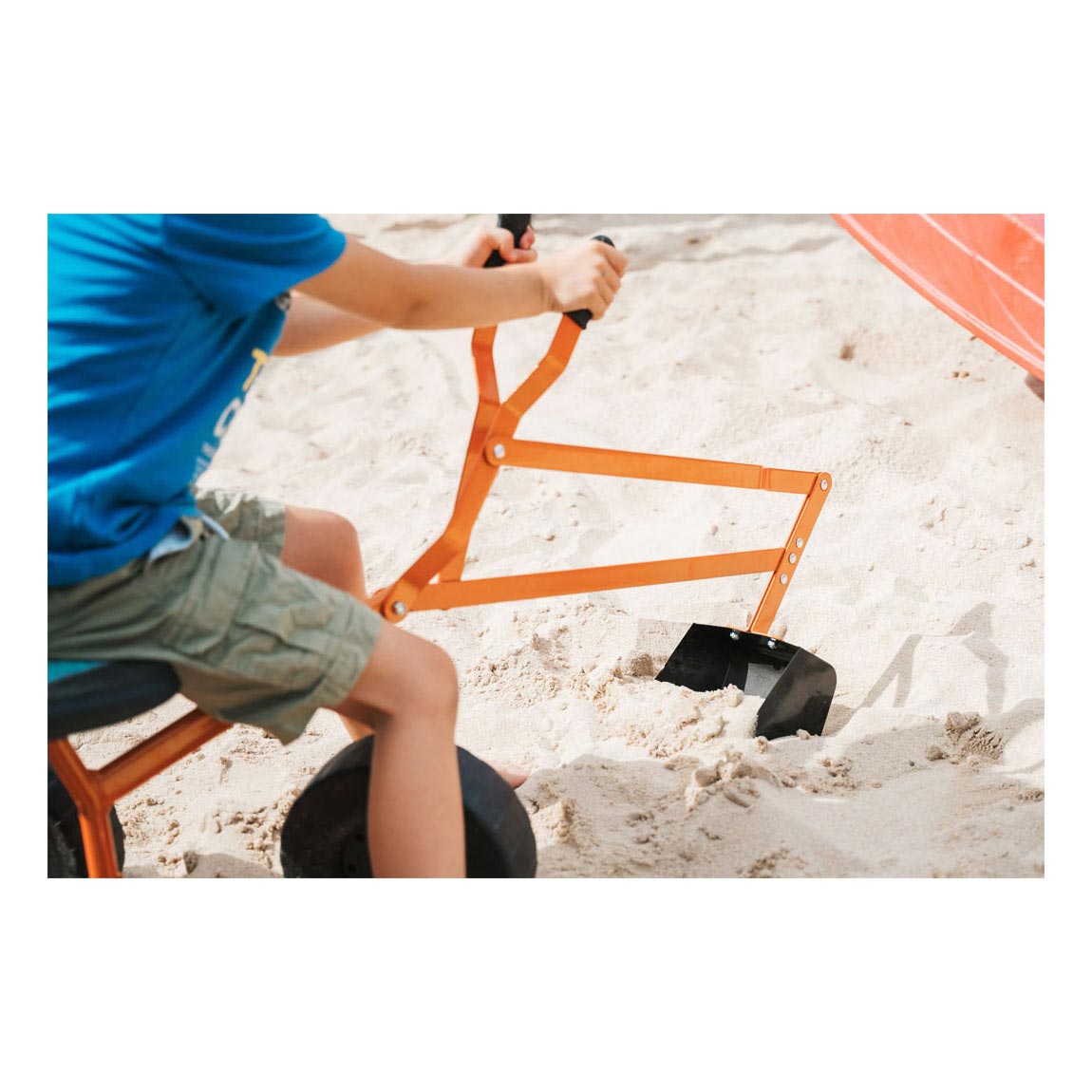 Pie pequeño - excavador con ruedas