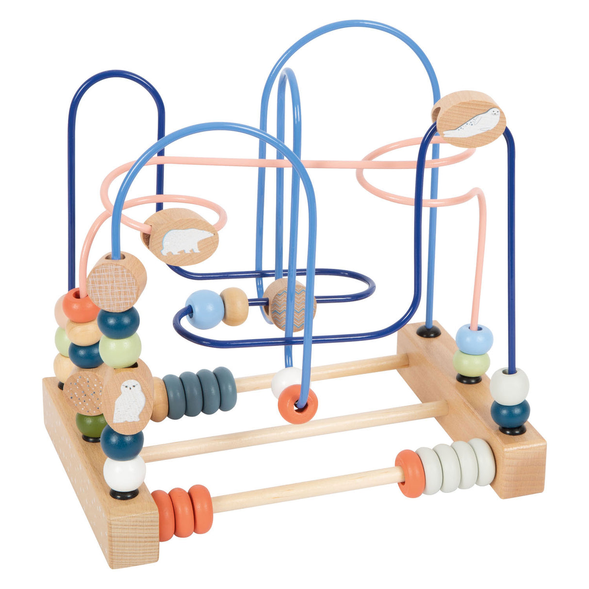 Habilidades motoras de madera de pie pequeña en espiral