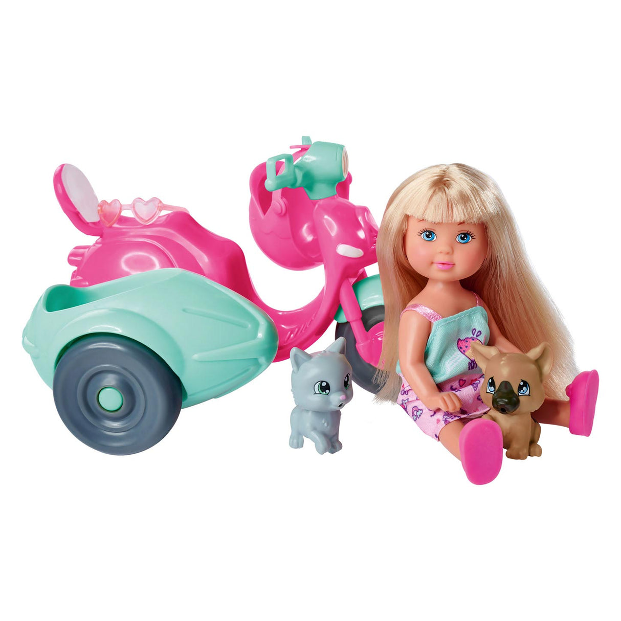 Еви обича приятели със скутери