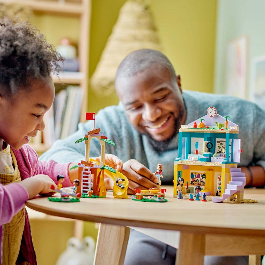 LEGO 42636 Amis Heartlake City Kindergarten