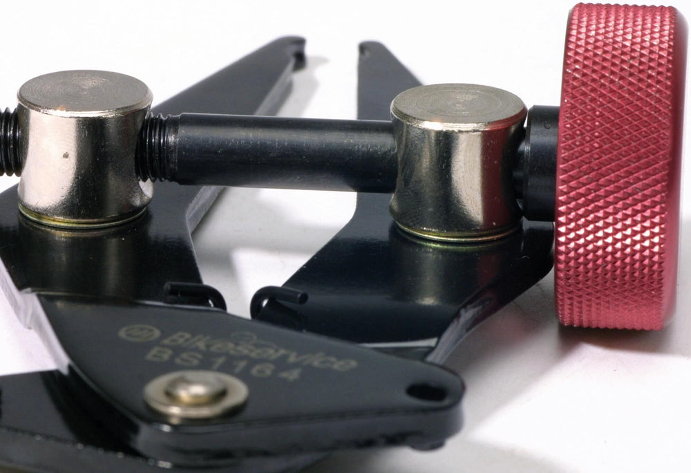 Bikeservice chain mounting tool montgwrkz chain bst together