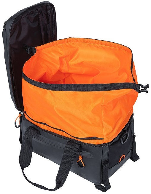 Basil Miles Pannier Bag - Sporty bicycle bag for men and women - Black Orange - Waterproof - 7 liters