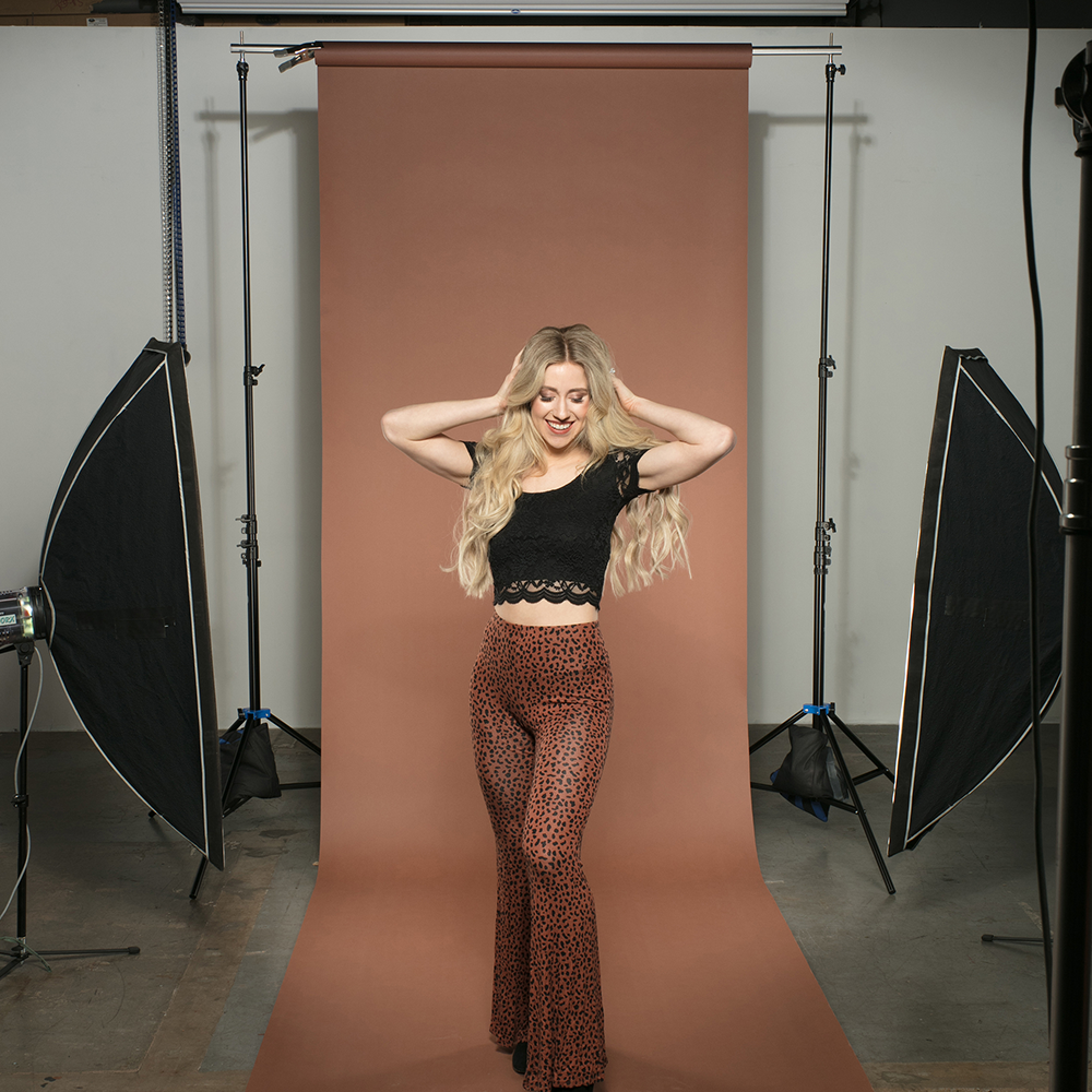 Páipéar cúlra níos fearr 20 cócó donn 1.35 x 11m