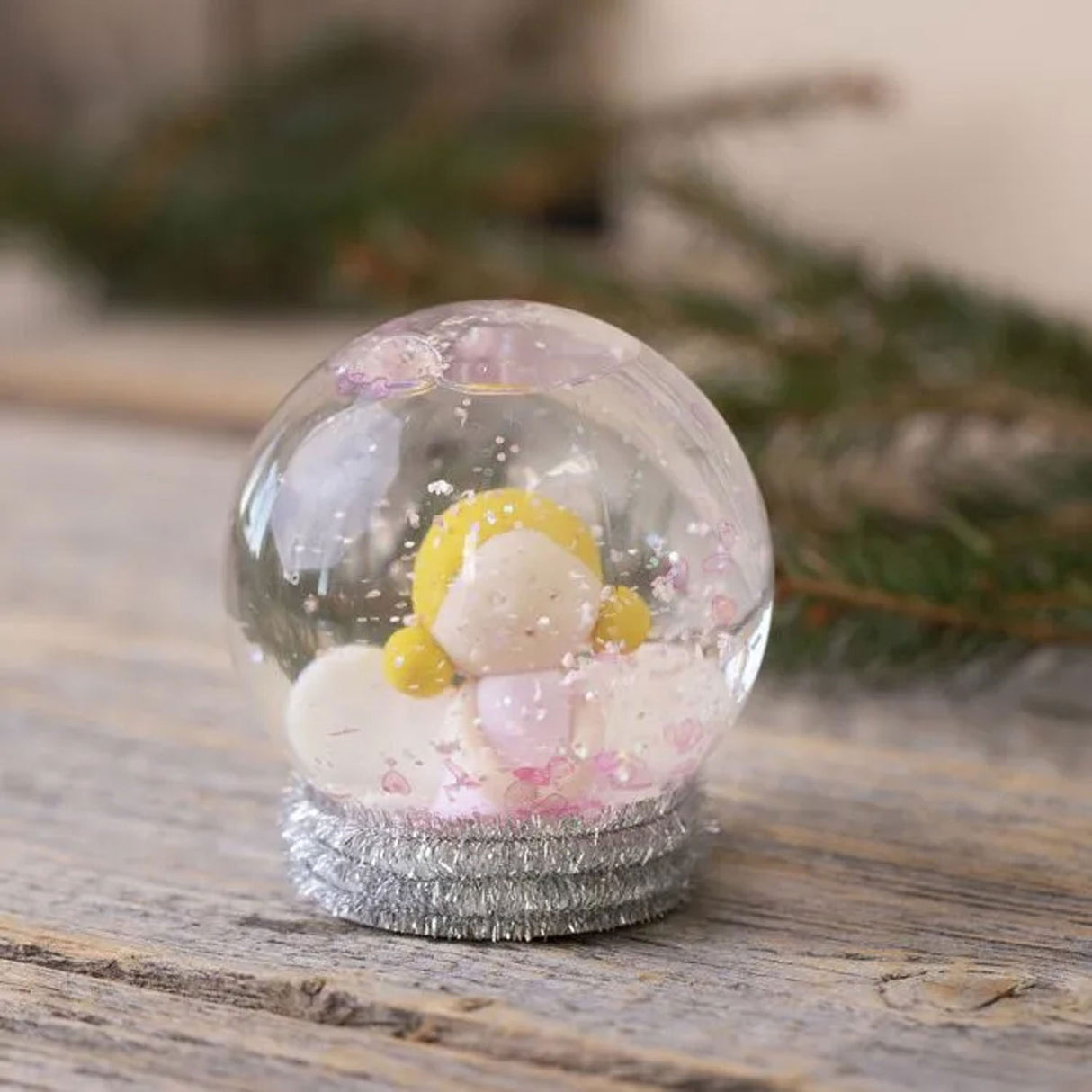 Snow globes, 18 pcs.